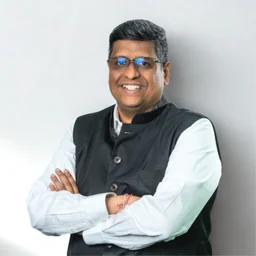 Nikhil Naik